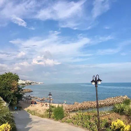 Apartment Sea Shore